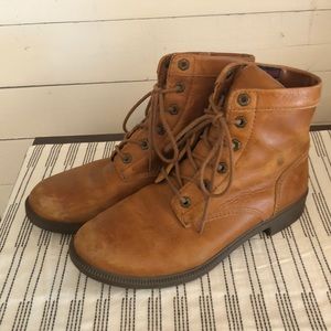 Kodiak women’s boots.